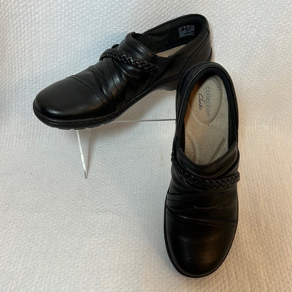 Clarks Black Leather Cora Braid Shoe Slip On Clog Loafer size 7 NARROW - Picture 1 of 9